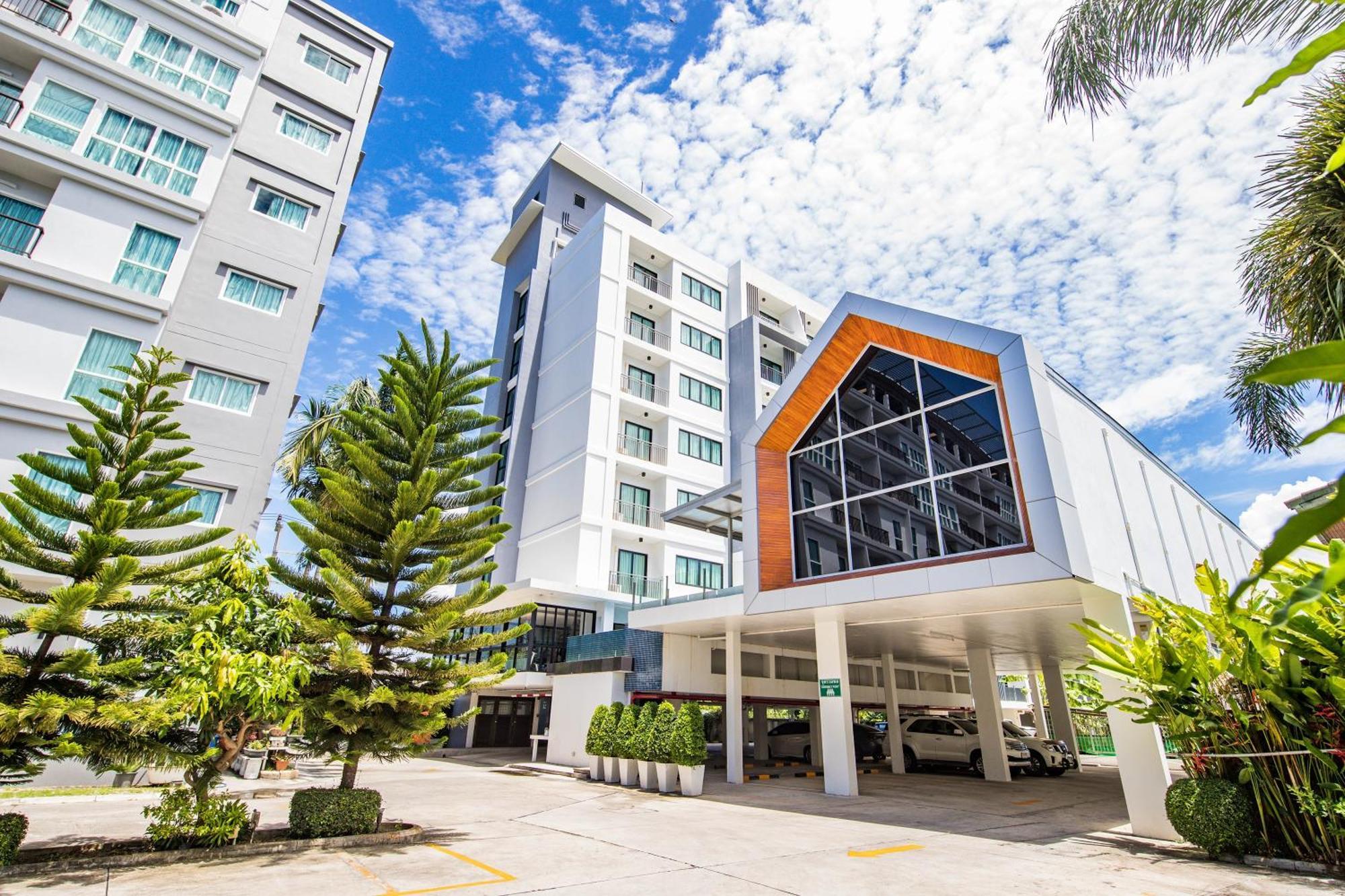 Phavina Hotel Rayong Sha Extra Plus Exteriör bild